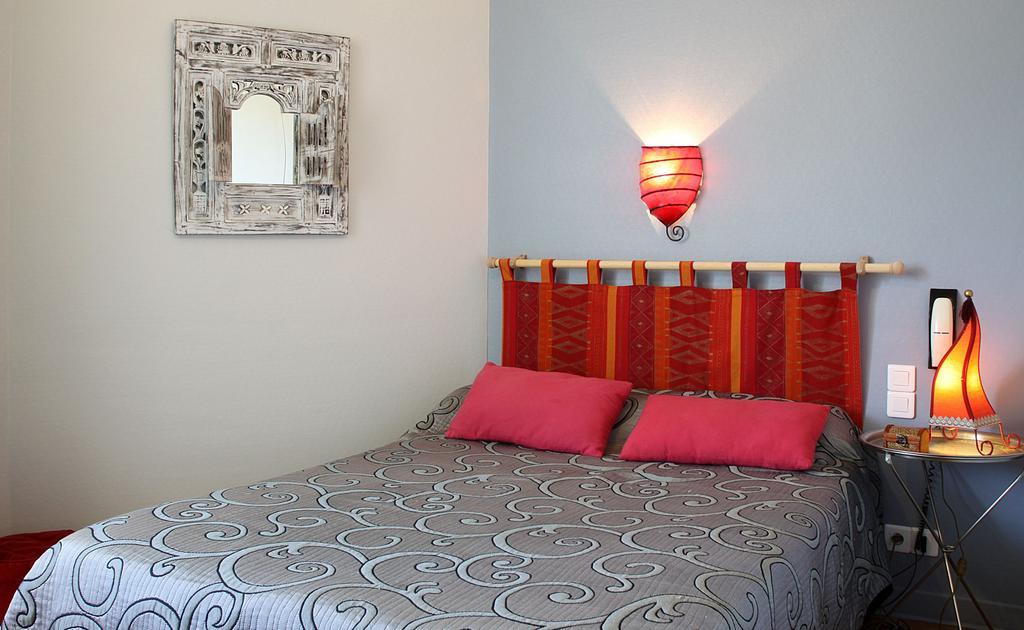 Hotel Le Trinquet Louhossoa Экстерьер фото